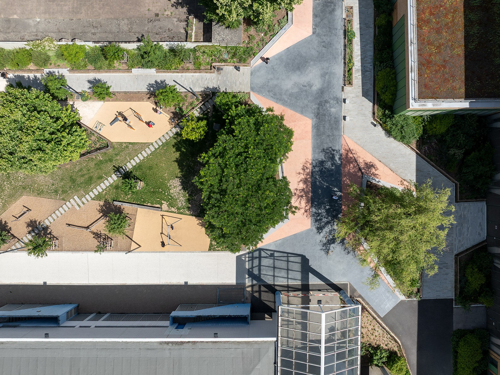 Photo aérienne du passage rey et du jardin Suzanne Lacore à Villeurbanne