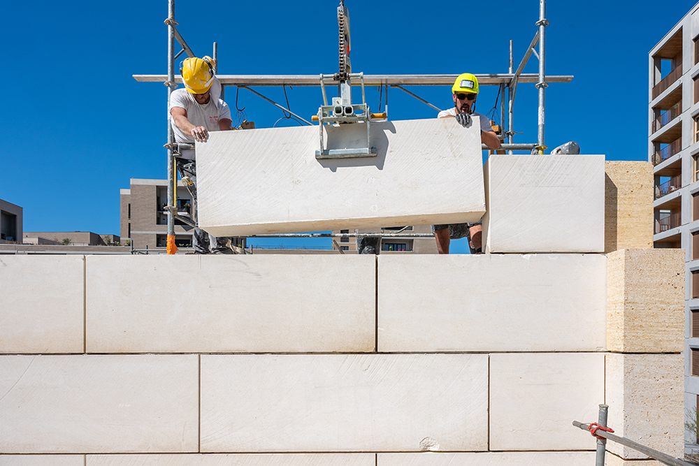 Chantier du programme ALMA PETRA sur la ZAC des Girondins à Lyon 7e